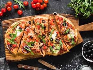 פיצה בהכנה ביתית