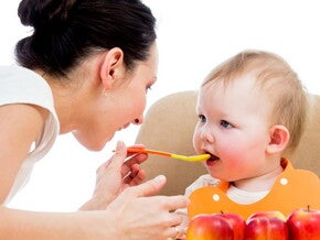 איך לבחור ולשלב מחיות בתפריט התינוק?