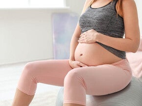 איה בהריון מתעמלת