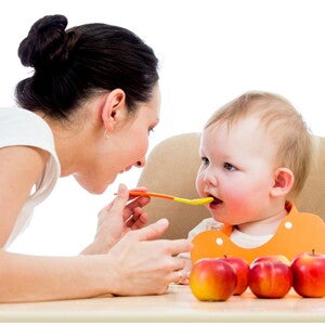 איך לבחור ולשלב מחיות בתפריט התינוק?