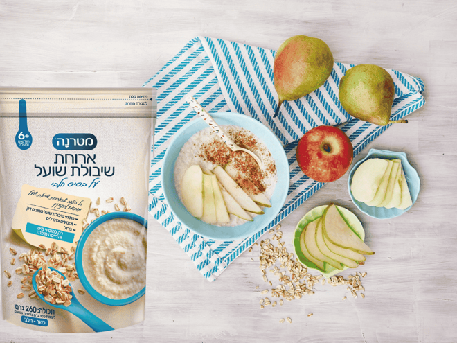   ארוחת שיבולת שועל עם אגס, תפוח וקינמון